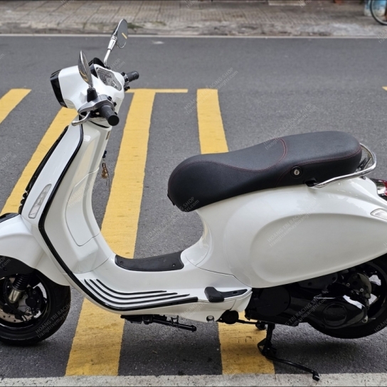 Vespa Primavera độ đầu đèn Vespa Sprint - Phương Vy
