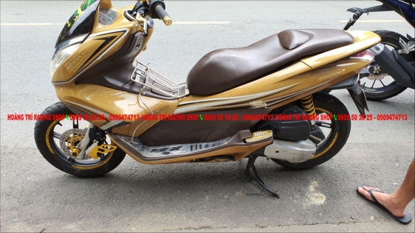 Đồ chơi xe PCX 2011