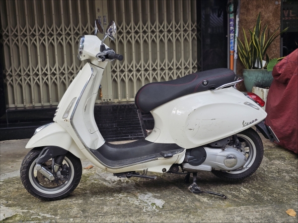 Vespa Primavera độ đầu đèn Vespa Sprint - Phương Vy