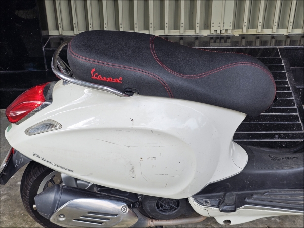 Vespa Primavera độ đầu đèn Vespa Sprint - Phương Vy