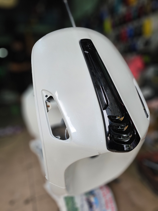 Vespa Primavera độ đầu đèn Vespa Sprint - Phương Vy