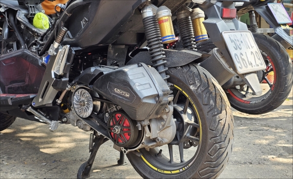 ADV 150 - Jimmy Luu
