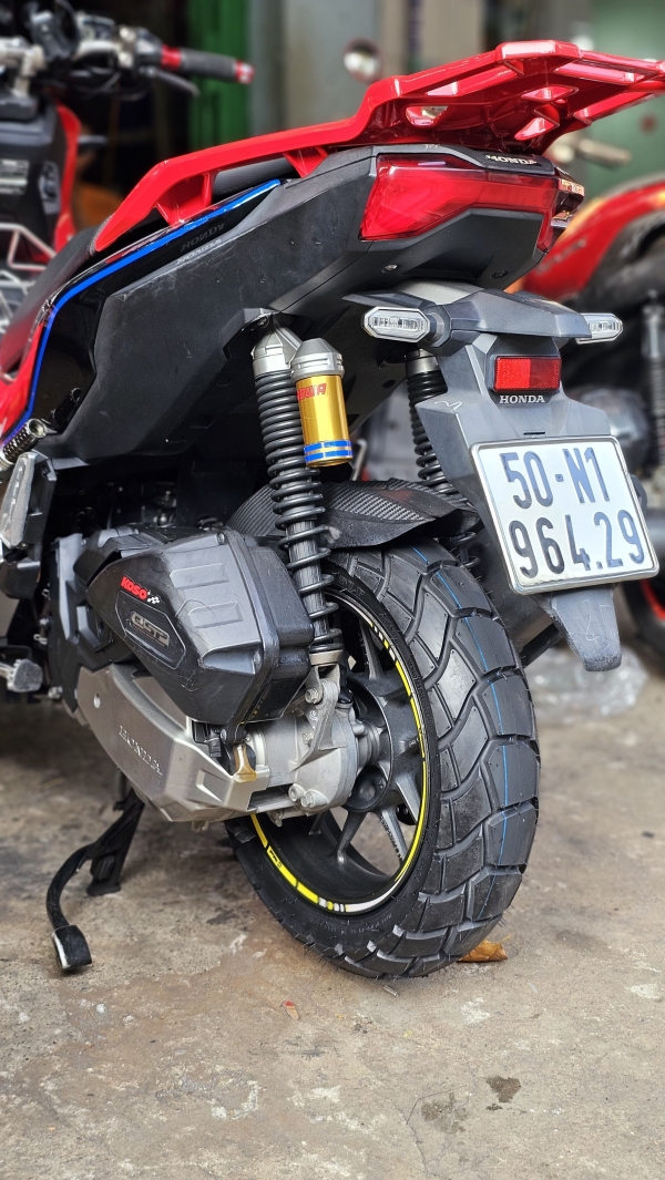 ADV 150 - Jimmy Luu