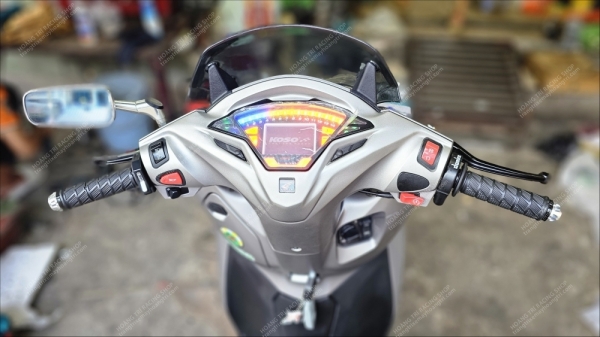 Các mẫu đồng hồ dành cho xe Lead 