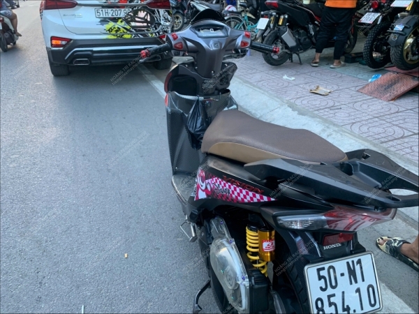 Đồng hồ Ducati xe Vision