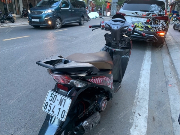 Đồng hồ Ducati xe Vision