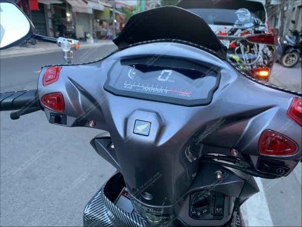 Đồng hồ Ducati xe Vision