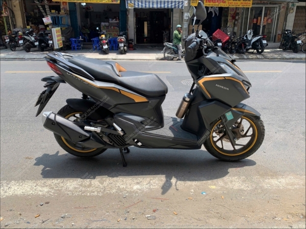 Gác chân Phụ Vario 160 - Gác chân FRX