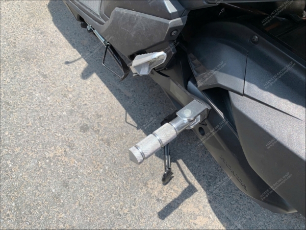 Gác chân Phụ Vario 160 - Gác chân FRX