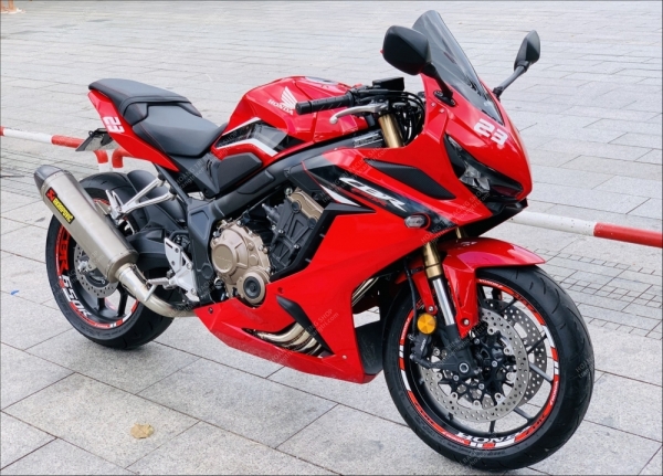 CBR650R Red - Hàn Quốc 