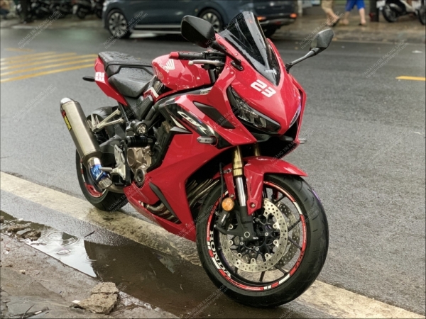 CBR650R Red - Hàn Quốc 