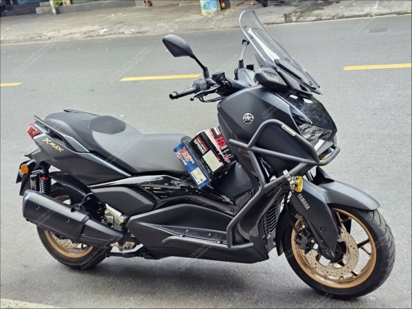 Phuộc sau YSS XMax300