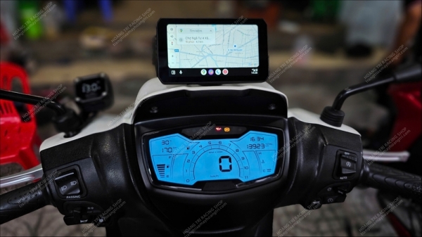 Màn hình Chigee AIO 5 Play dẫn đường (không có camera)