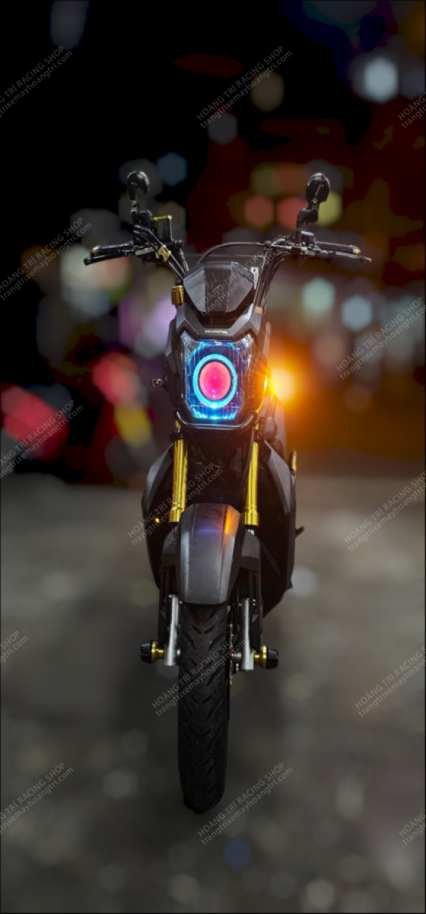 Anh Trác - Zoomer X 