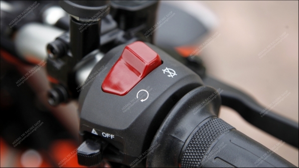 Cân cảnh chi tiết Yamaha PG-1
