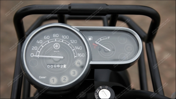 Cân cảnh chi tiết Yamaha PG-1