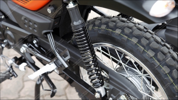 Cân cảnh chi tiết Yamaha PG-1