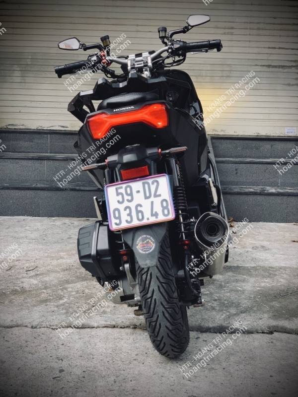 Dàn áo Batman ADV 150 đen bóng - Long Thanh Mai 