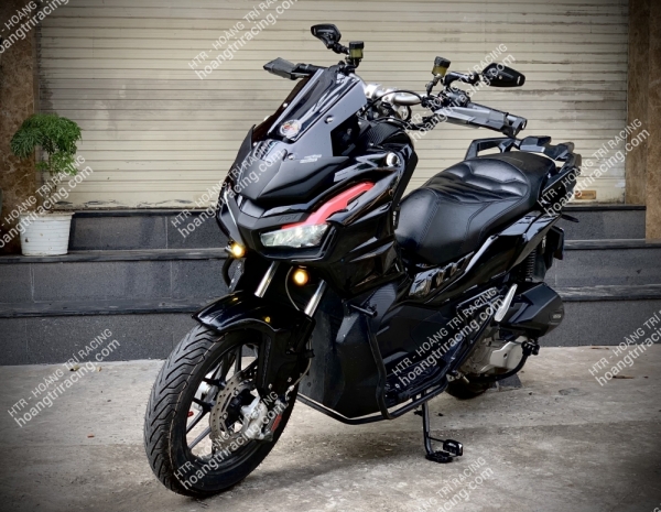 Dàn áo Batman ADV 150 đen bóng - Long Thanh Mai 