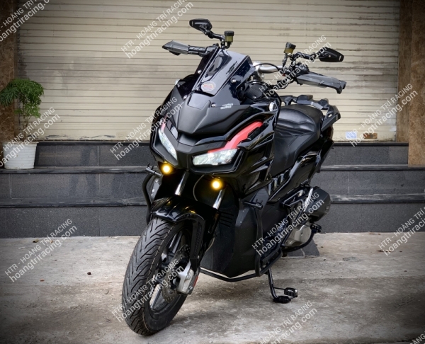 Dàn áo Batman ADV 150 đen bóng - Long Thanh Mai 