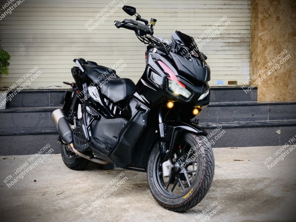 Dàn áo Batman ADV 150 đen bóng - Long Thanh Mai 