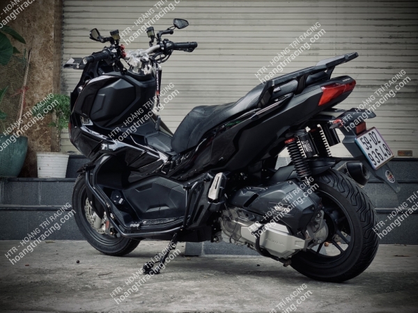 Dàn áo Batman ADV 150 đen bóng - Long Thanh Mai 